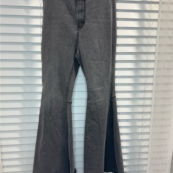 Free People Gray Flared Jeans - Picture 1 of 3